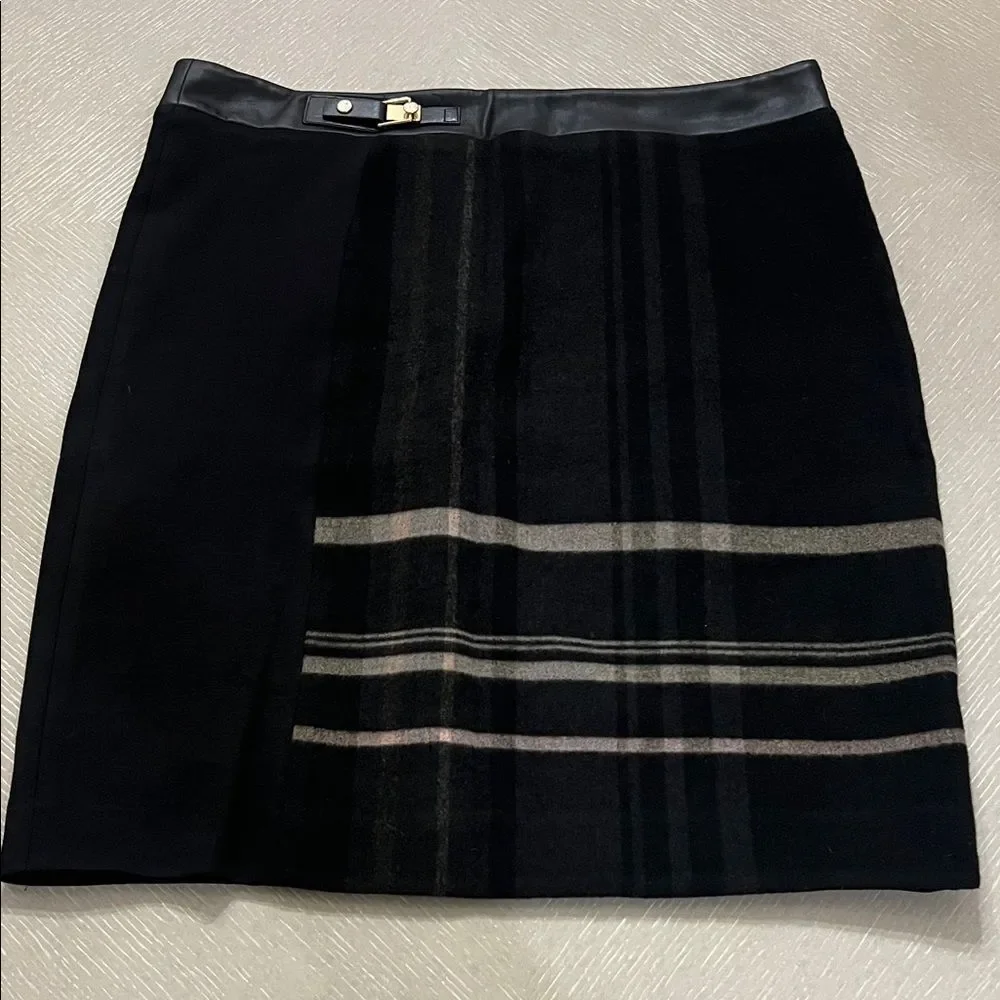 T Tahari Elegant Black Plaid Women's Skirt